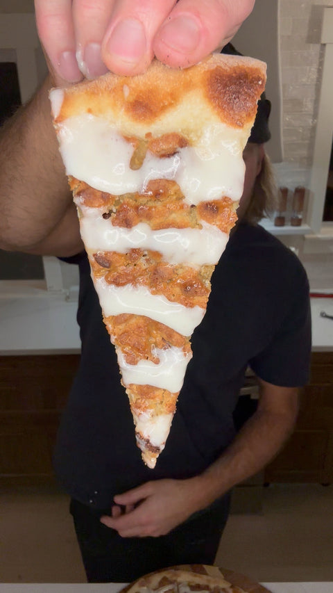 MADE WITH DOUGH GUY™ PIZZA STEEL